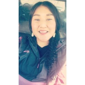 Meet your Posher, Winona